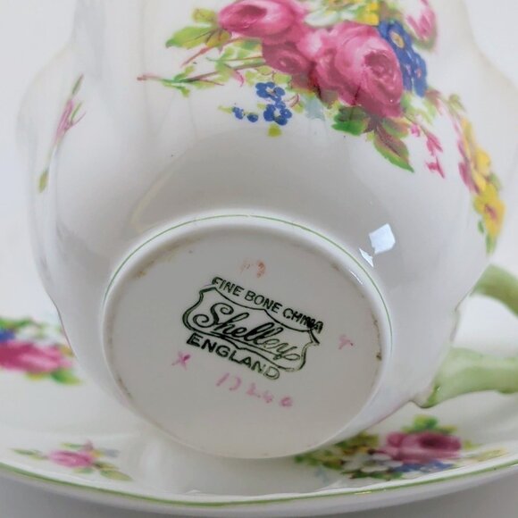 Shelley China Hulmes Rose Teacup & Saucer Dainty Shape Floral Design Green Trim - Picture 9 of 14